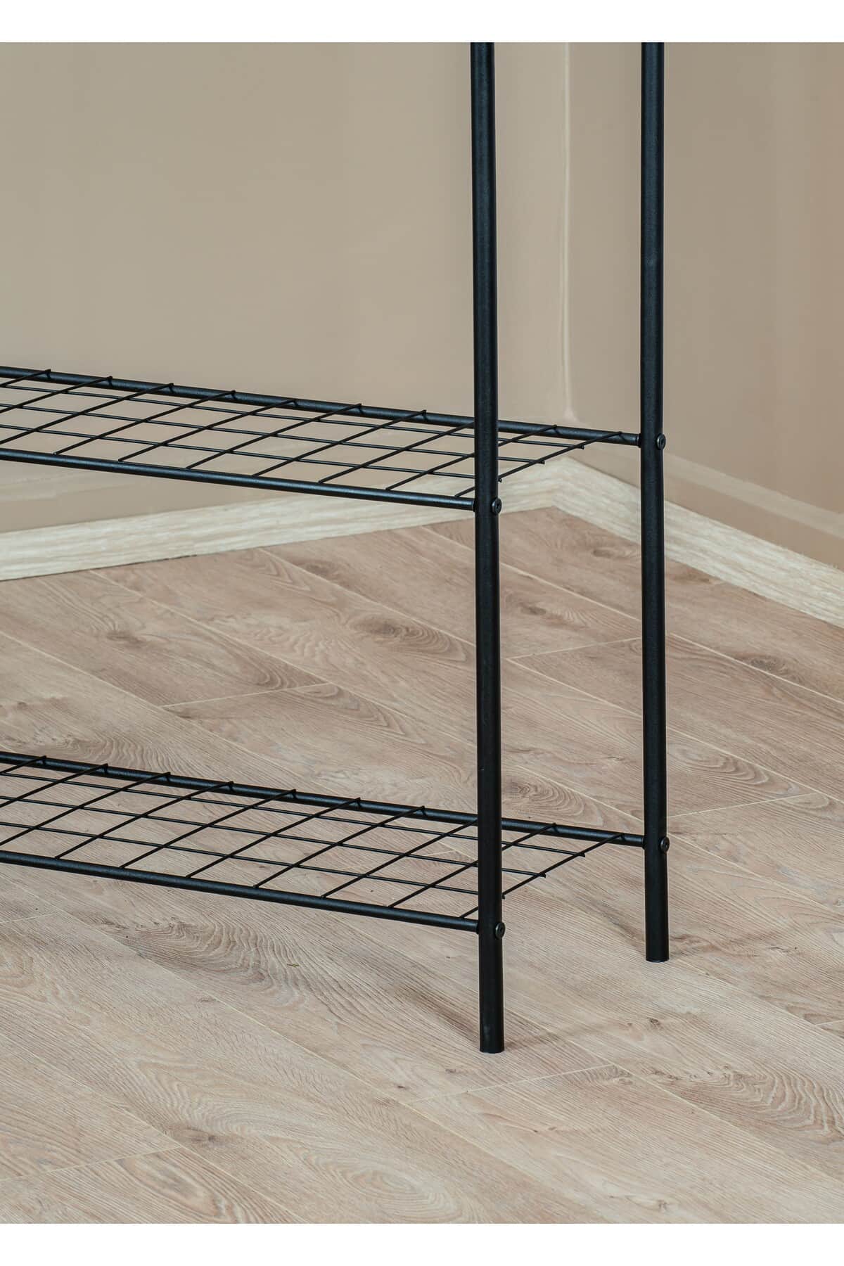 Elit 3 Siyah Metal Raflı Ayaklı Elbise Askılığı 170 x 89 cm