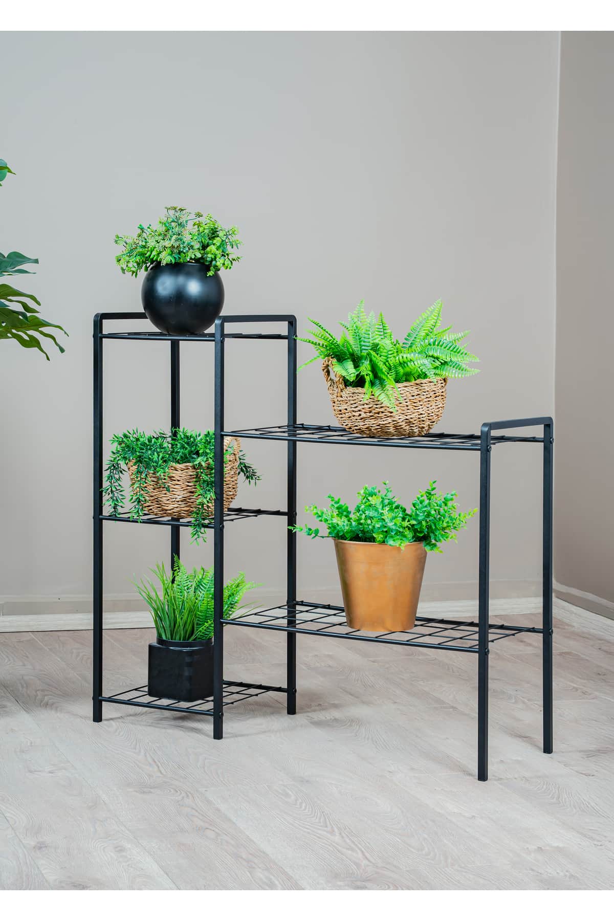 Garden 5 Raflı Siyah Metal Saksılık, Bahçe Balkon ve Salon Bitkileri İçin