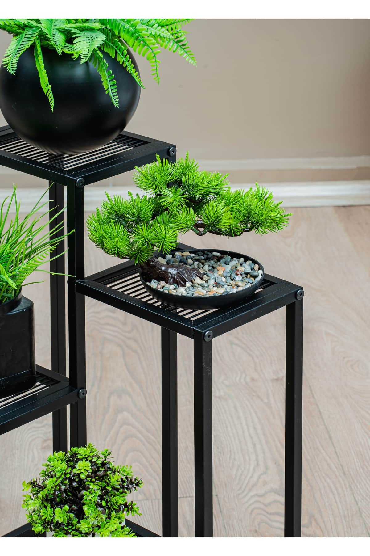 Garden 4 Raflı Metal Ayaklı Ahşap Raflı Saksılık