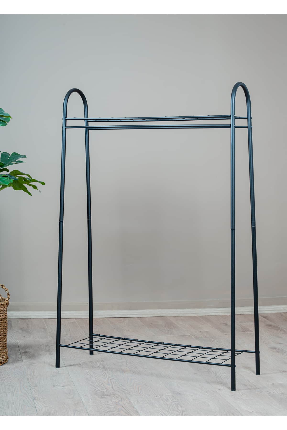 Elite 2 Siyah Metal Raflı Ayaklı Elbise Askılığı 87x137 cm