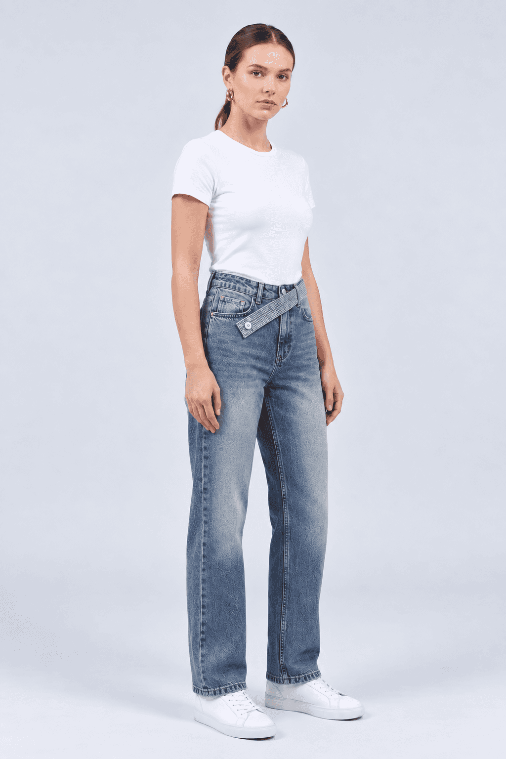 Taş Kemer Detaylı Mavi Yeşil Taşlamalı Straight Fit Jean