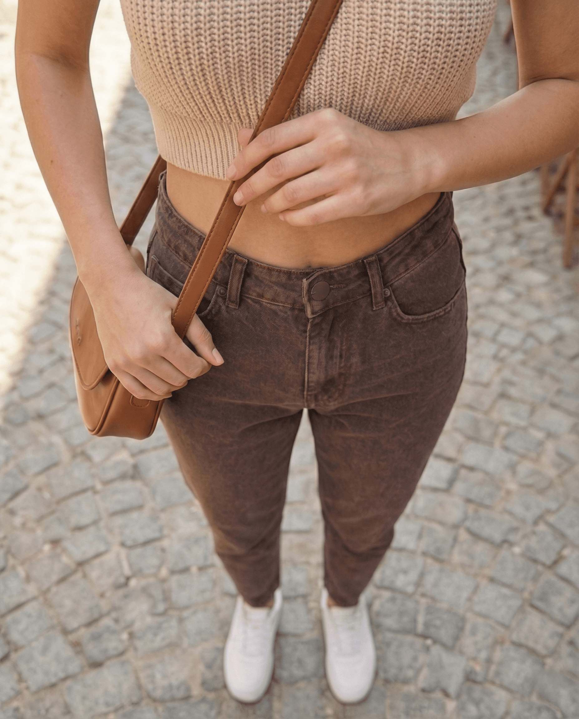 Vovikon Kahverengi Taşlamalı Denim Mom Jean - Görsel 5