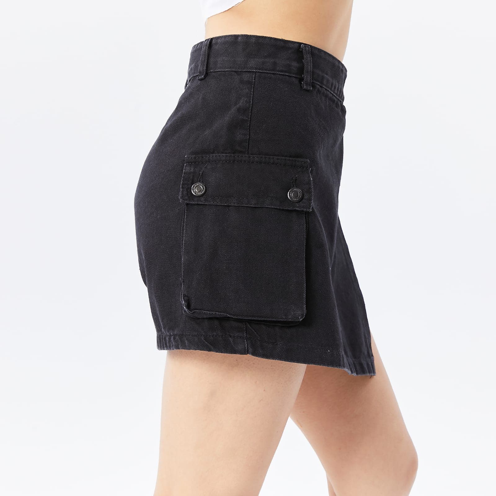 Vovikon KN Kargo Cepli Tek Körük Siyah Denim Kadın Şort Etek Vovikon KN Kargo Cepli Tek Körük Siyah Denim Kadın Şort Etek - Görsel 3