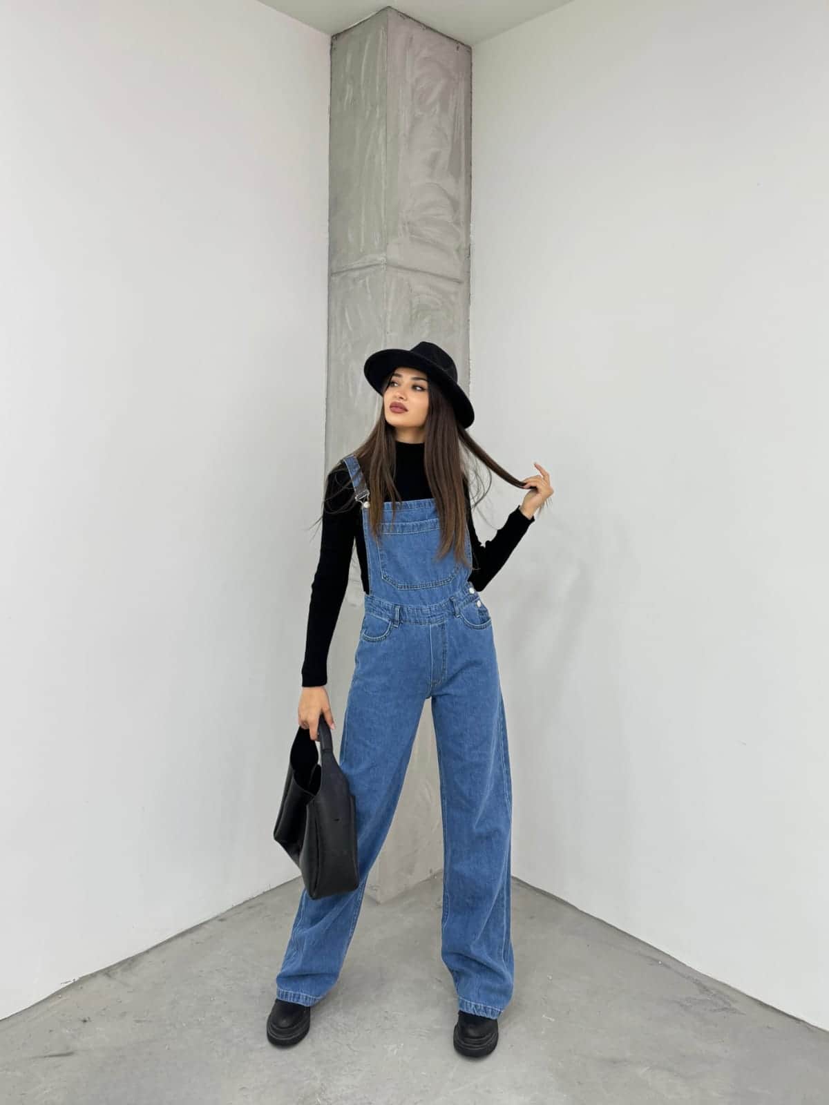 Vovikon KN Bahçıvan Mavi Ön Cepli Askılı Bol Paça Kadın Denim Tulum