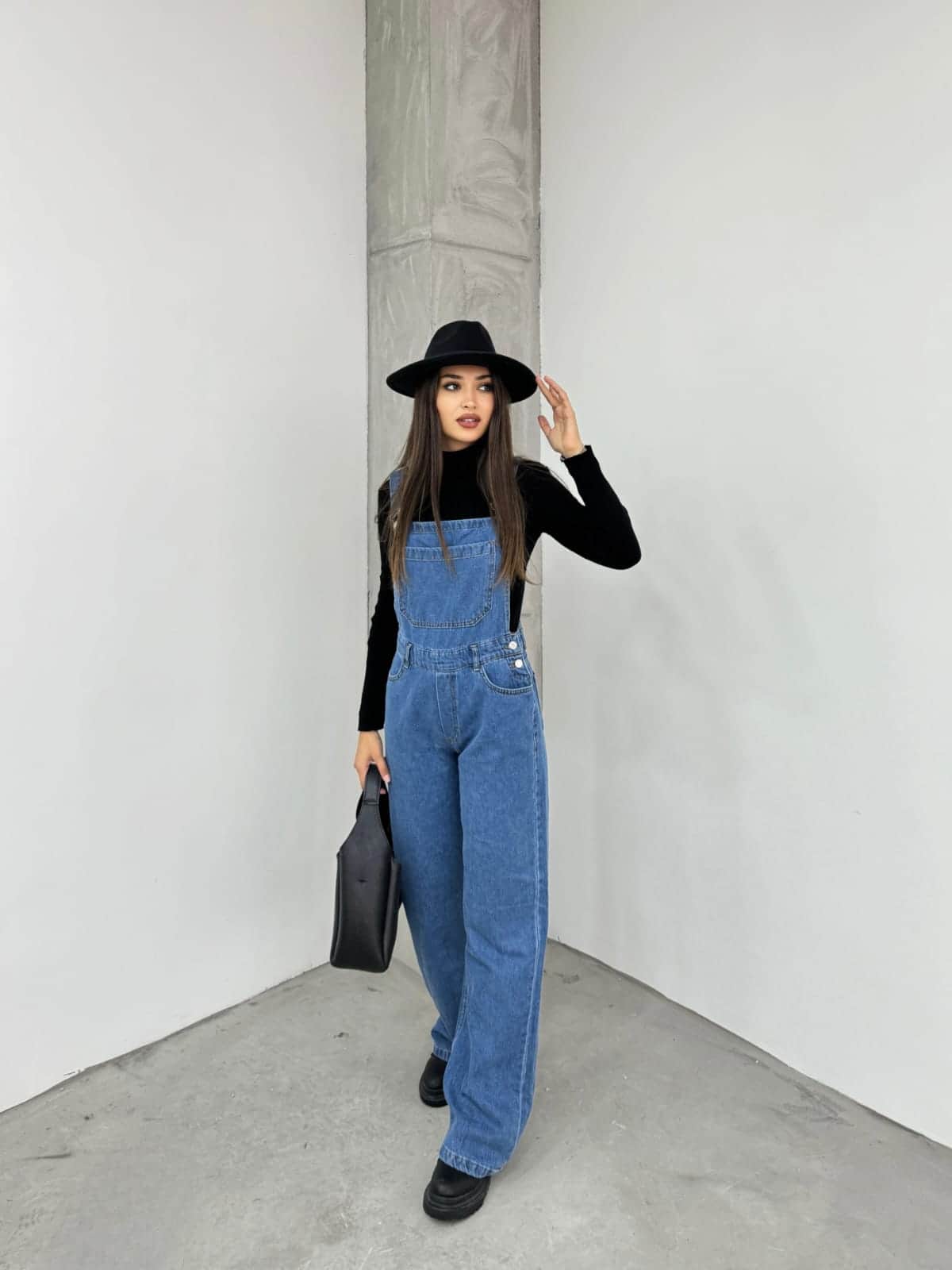 Vovikon KN Bahçıvan Mavi Ön Cepli Askılı Bol Paça Kadın Denim Tulum