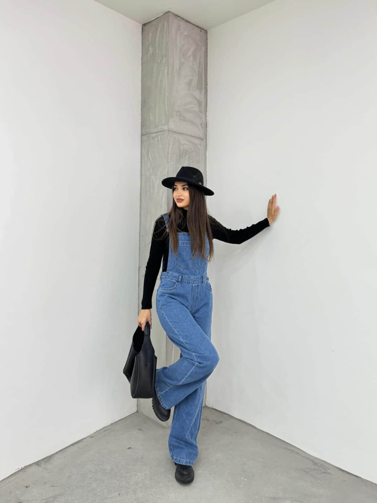 Vovikon KN Bahçıvan Mavi Ön Cepli Askılı Bol Paça Kadın Denim Tulum