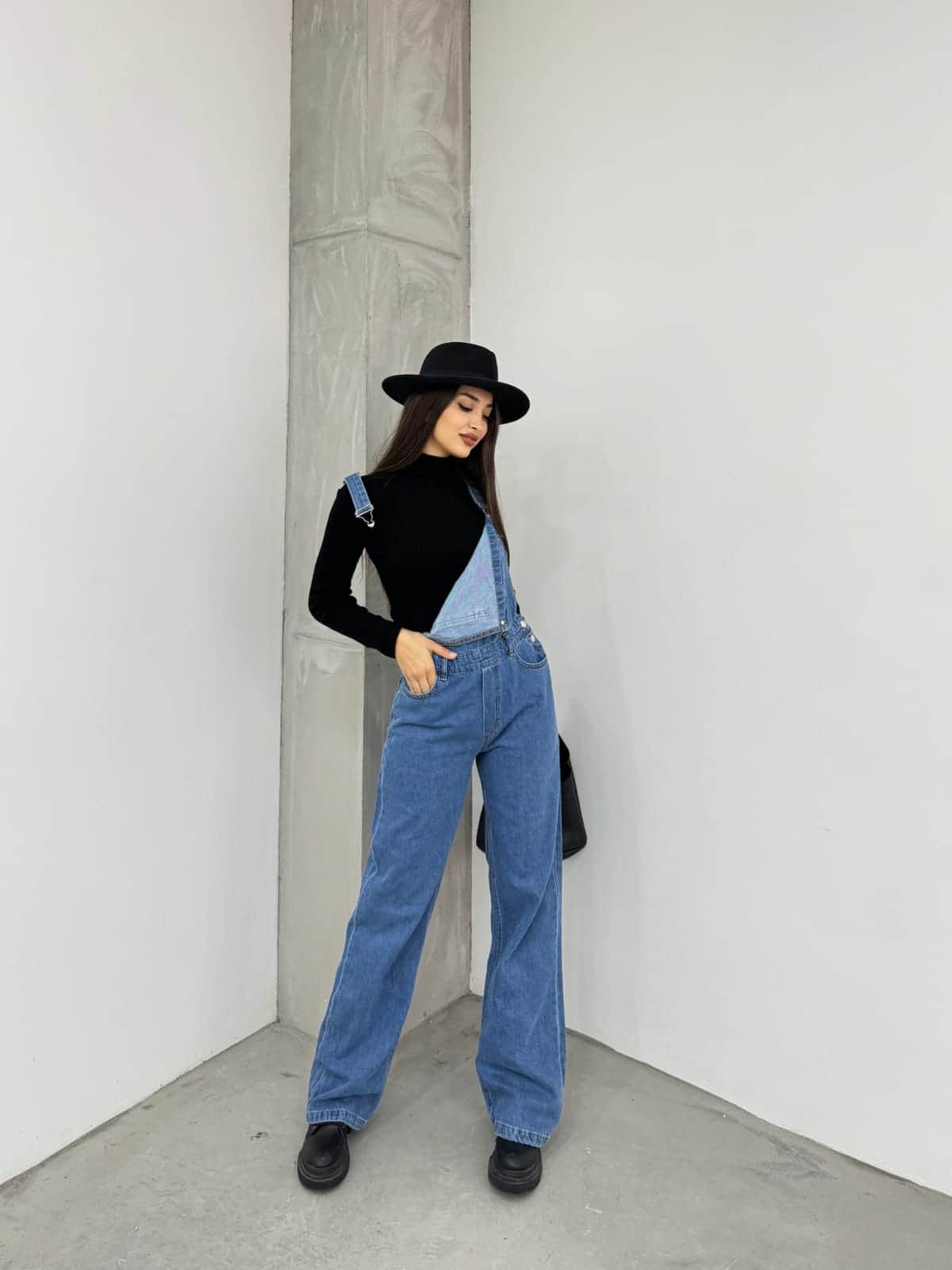 Vovikon KN Bahçıvan Mavi Ön Cepli Askılı Bol Paça Kadın Denim Tulum