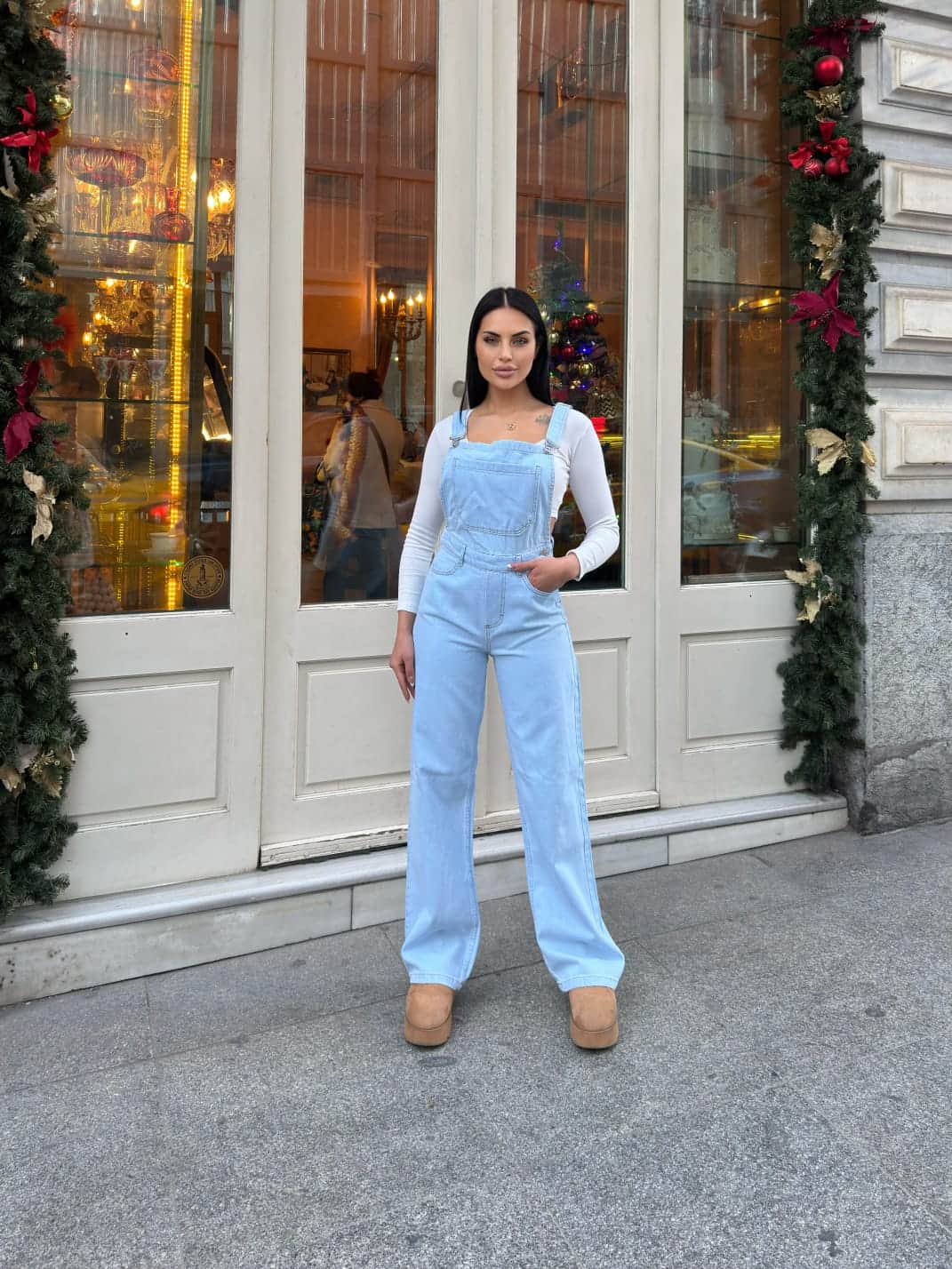 Vovikon KN Bahçıvan Buz Mavi Ön Cepli Askılı Bol Paça Kadın Denim Tulum