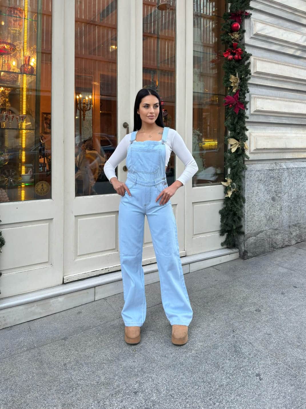 Vovikon KN Bahçıvan Buz Mavi Ön Cepli Askılı Bol Paça Kadın Denim Tulum