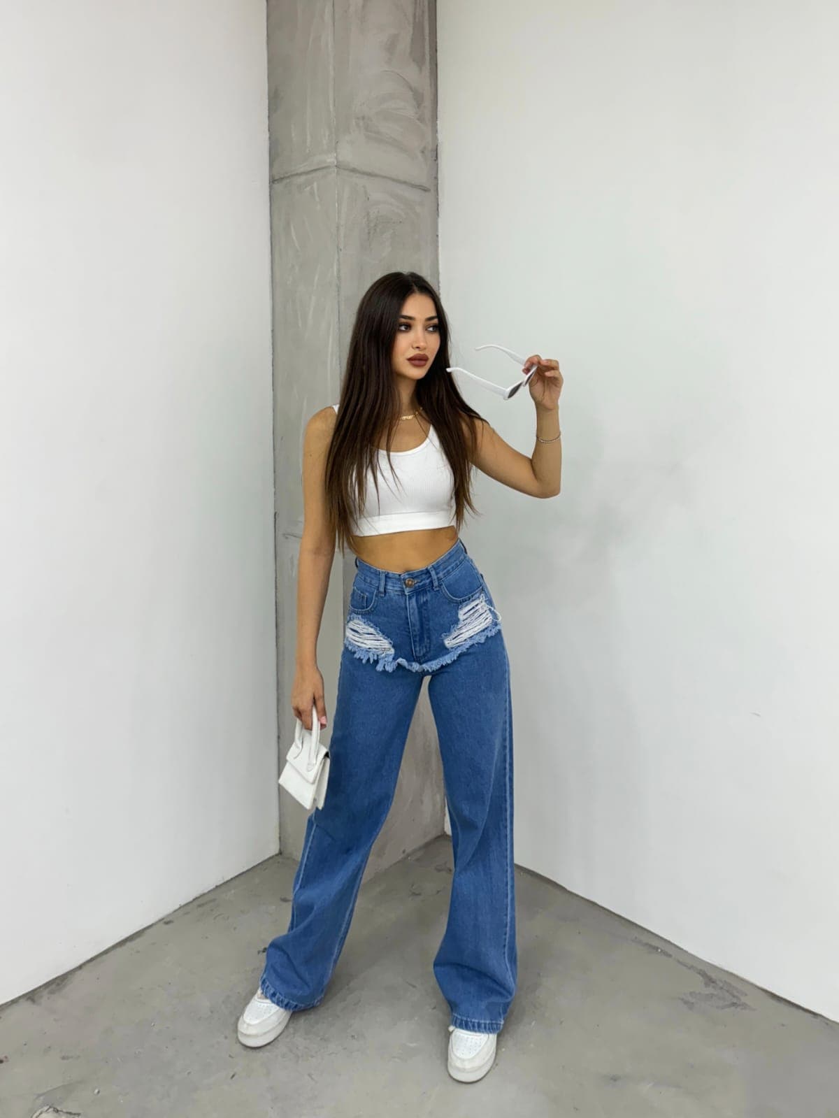 Vovikon Kn Mavi Ön Cep Altı Lazer Yırtık Bol Paça Jean Vovikon Kn Mavi Ön Cep Altı Lazer Yırtık Bol Paça Jean - Görsel 1