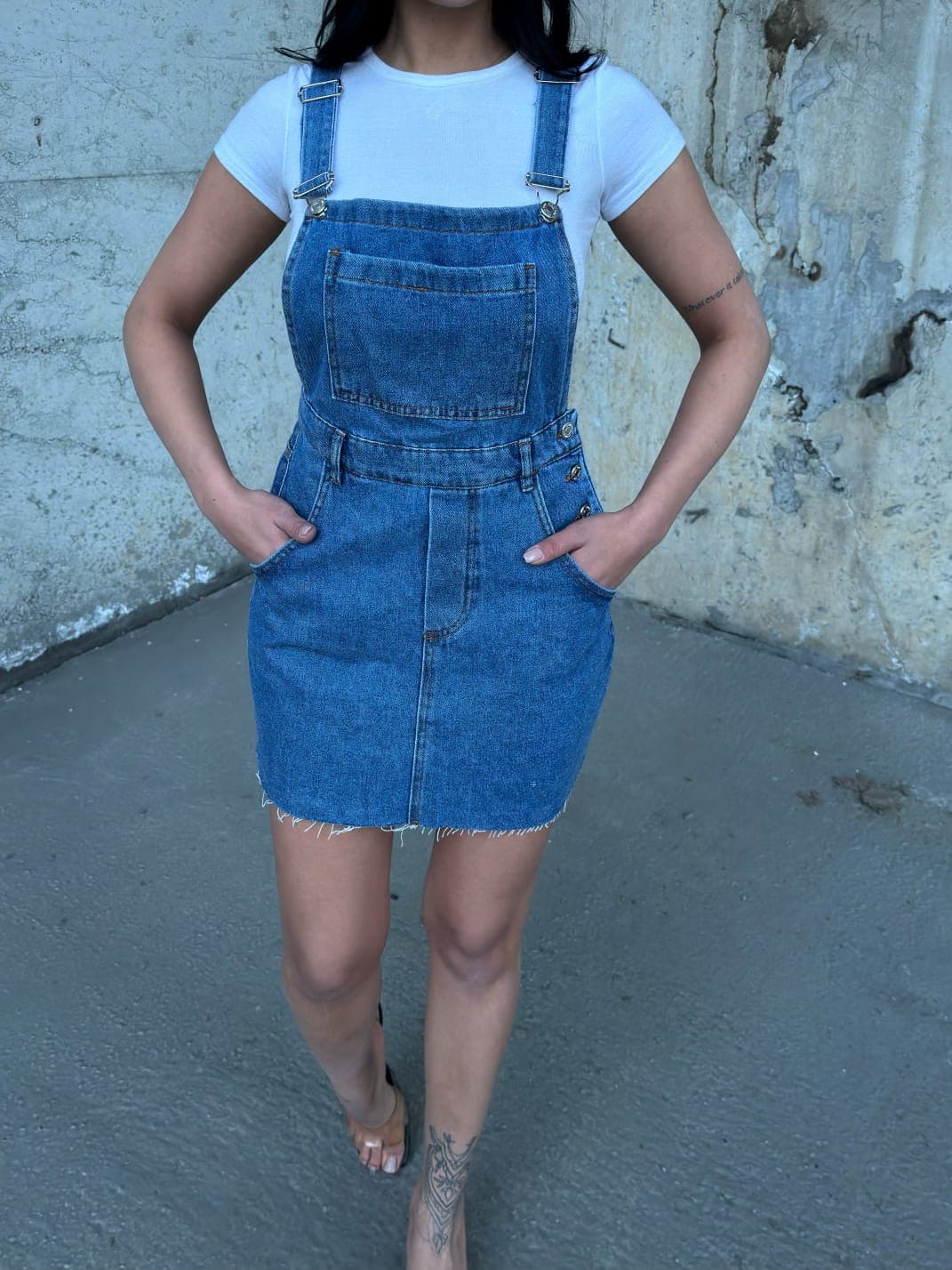 Vovikon KN Mavi Etek Ucu Kesik Püsküllü Bahçıvan Salopet Elbise Vovikon KN Mavi Etek Ucu Kesik Püsküllü Bahçıvan Salopet Elbise