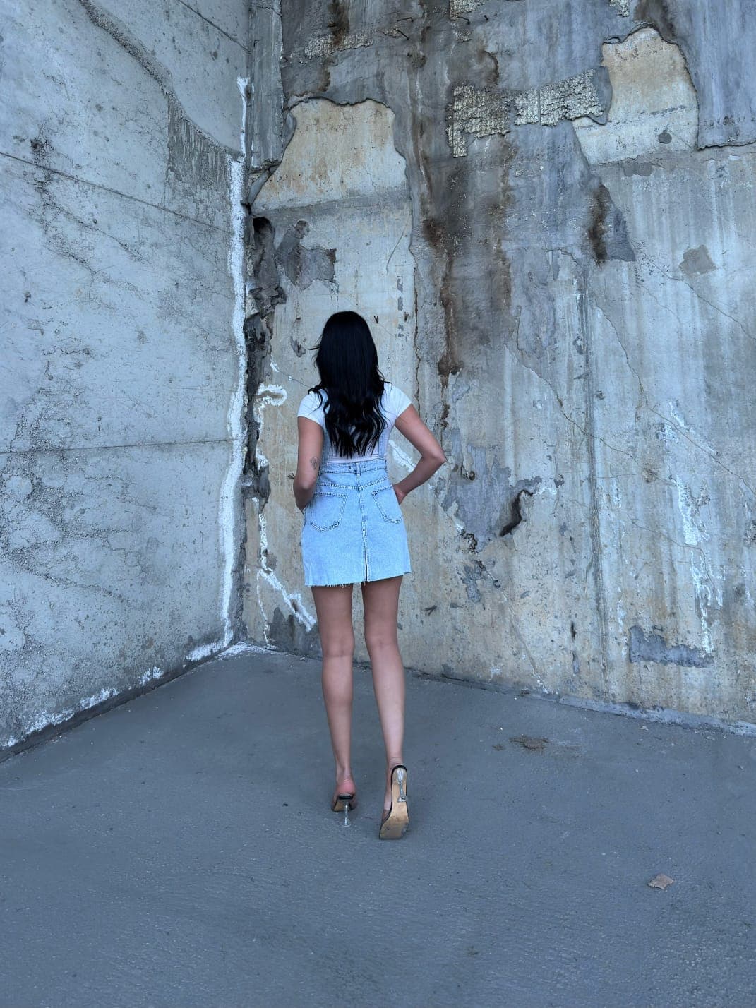 Vovikon KN Taş Yıkama Etek Ucu Kesik Püsküllü Bahçıvan Salopet Elbise Vovikon KN Taş Yıkama Etek Ucu Kesik Püsküllü Bahçıvan Salopet Elbise