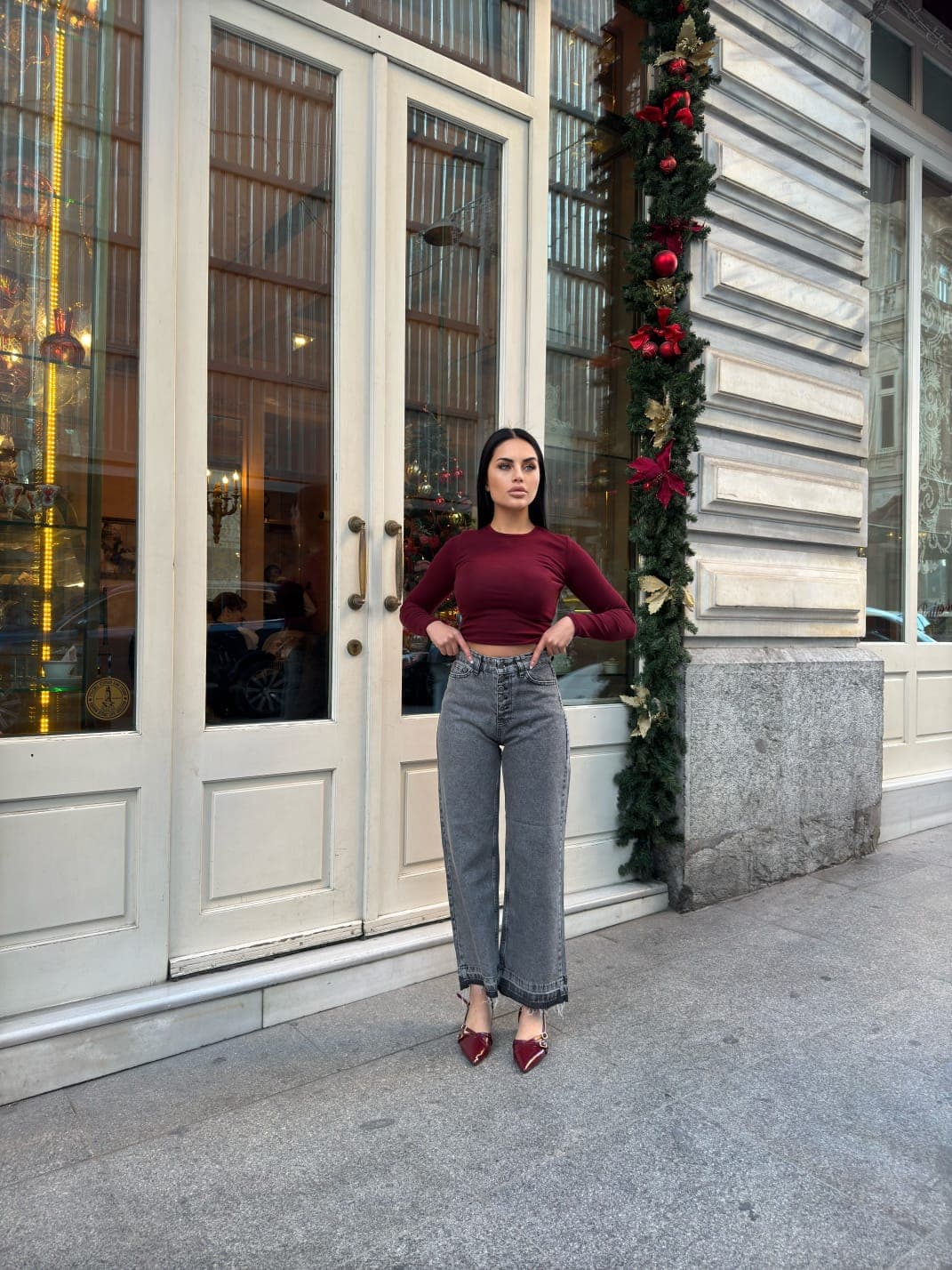 Vovikon Kn Kar Siyah 5 Düğme Paça Püsküllü Bol Paça Jean Vovikon Kn Kar Siyah 5 Düğme Paça Püsküllü Bol Paça Jean - Görsel 3