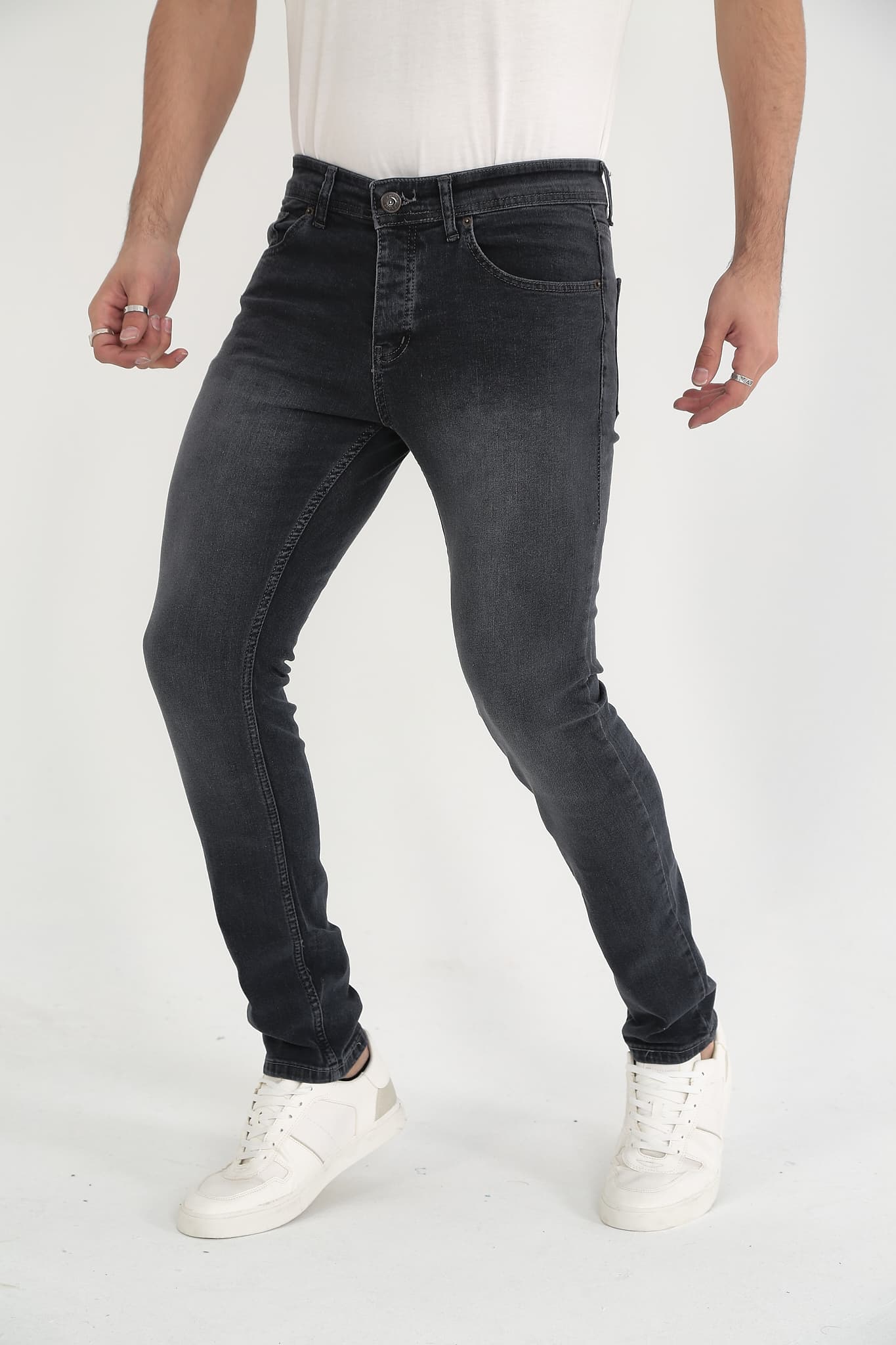 D'Vision Erkek Kot Pantolon Siyah Taşlamalı G-5230-65 D'Vision Erkek Kot Pantolon Siyah Taşlamalı G-5230-65 - Görsel 2