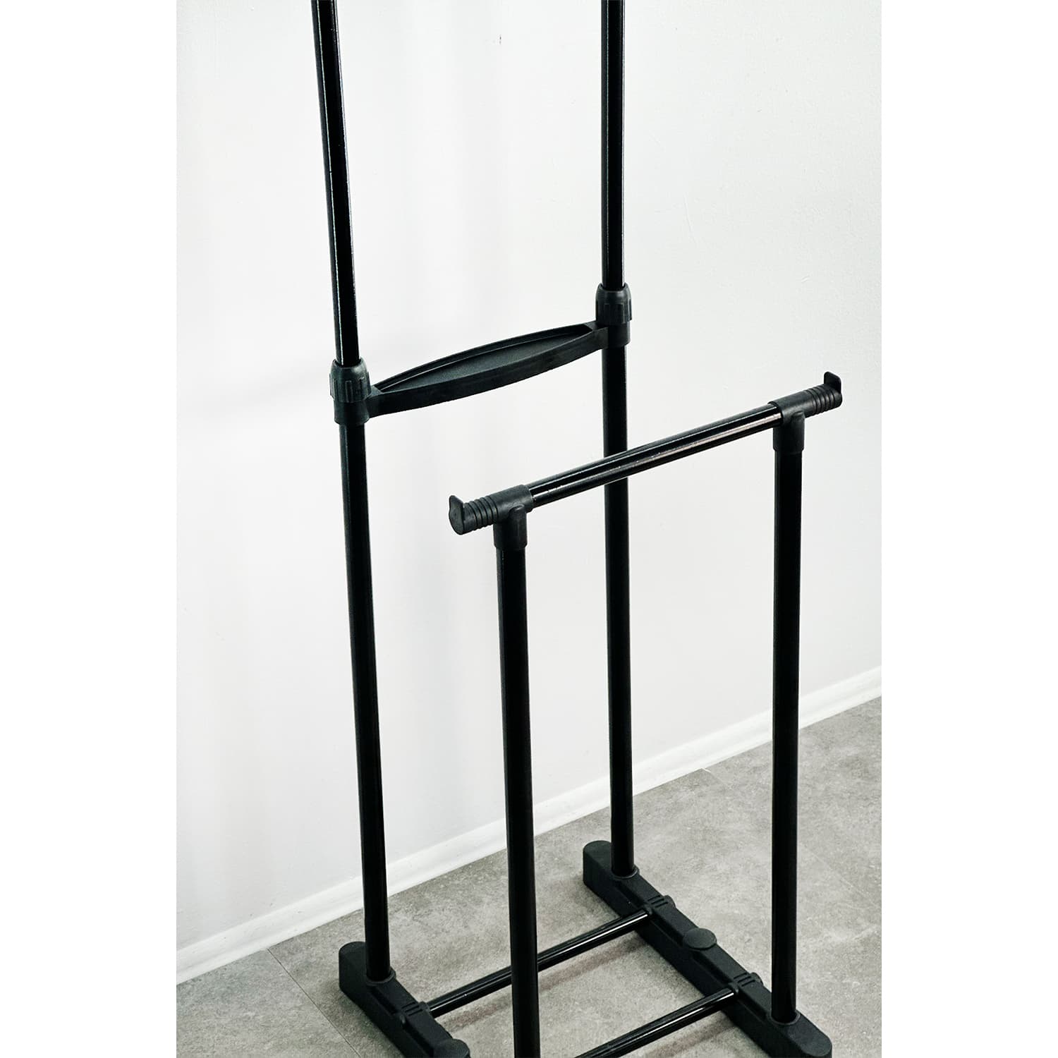 Dilsiz Uşak Ceket Elbise Askısı Ayaklı Askılık 6085