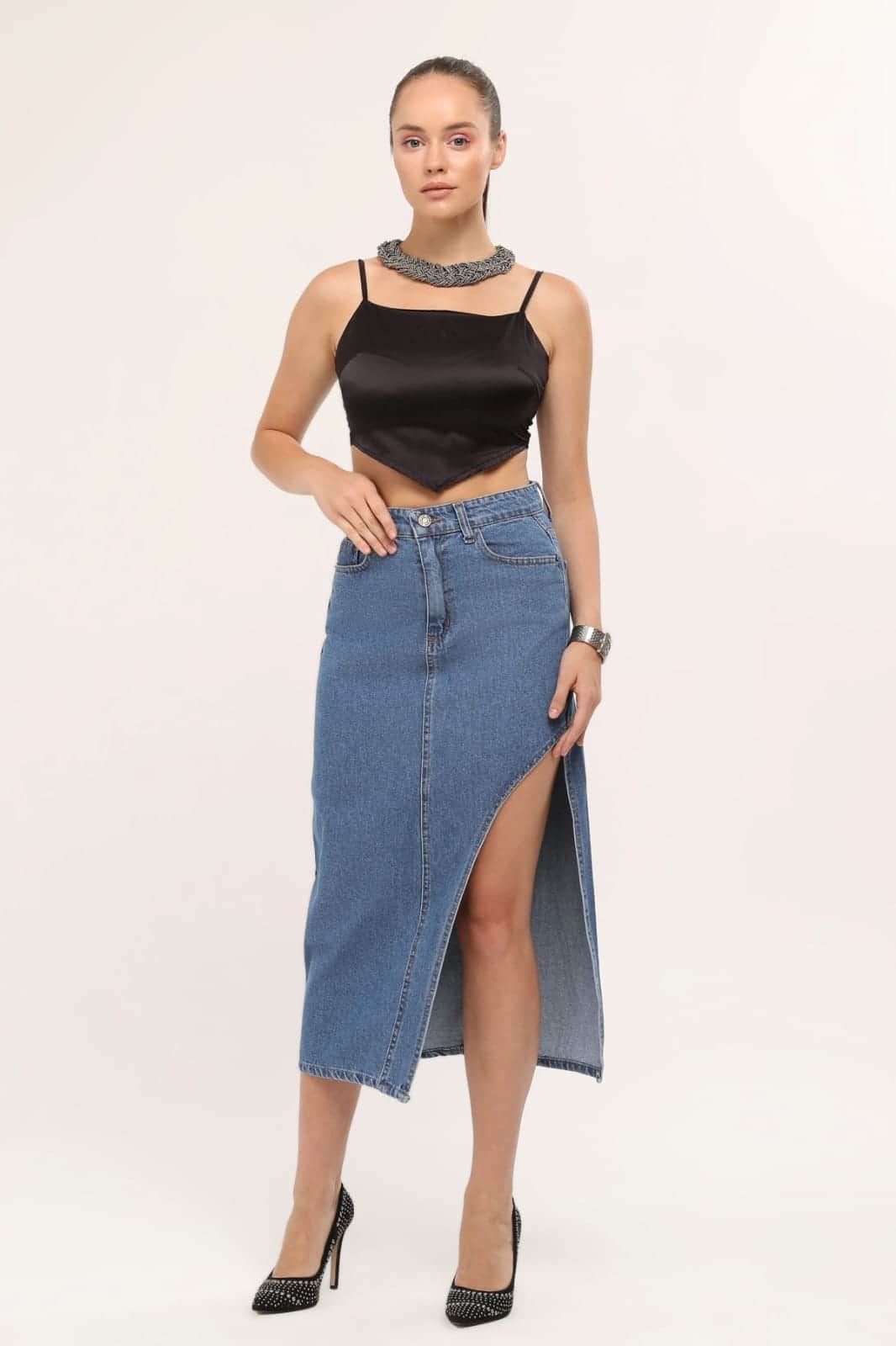 Vovikon KN Ön Parçalı Denim Mavi Asimetrik Kadın Kot Etek